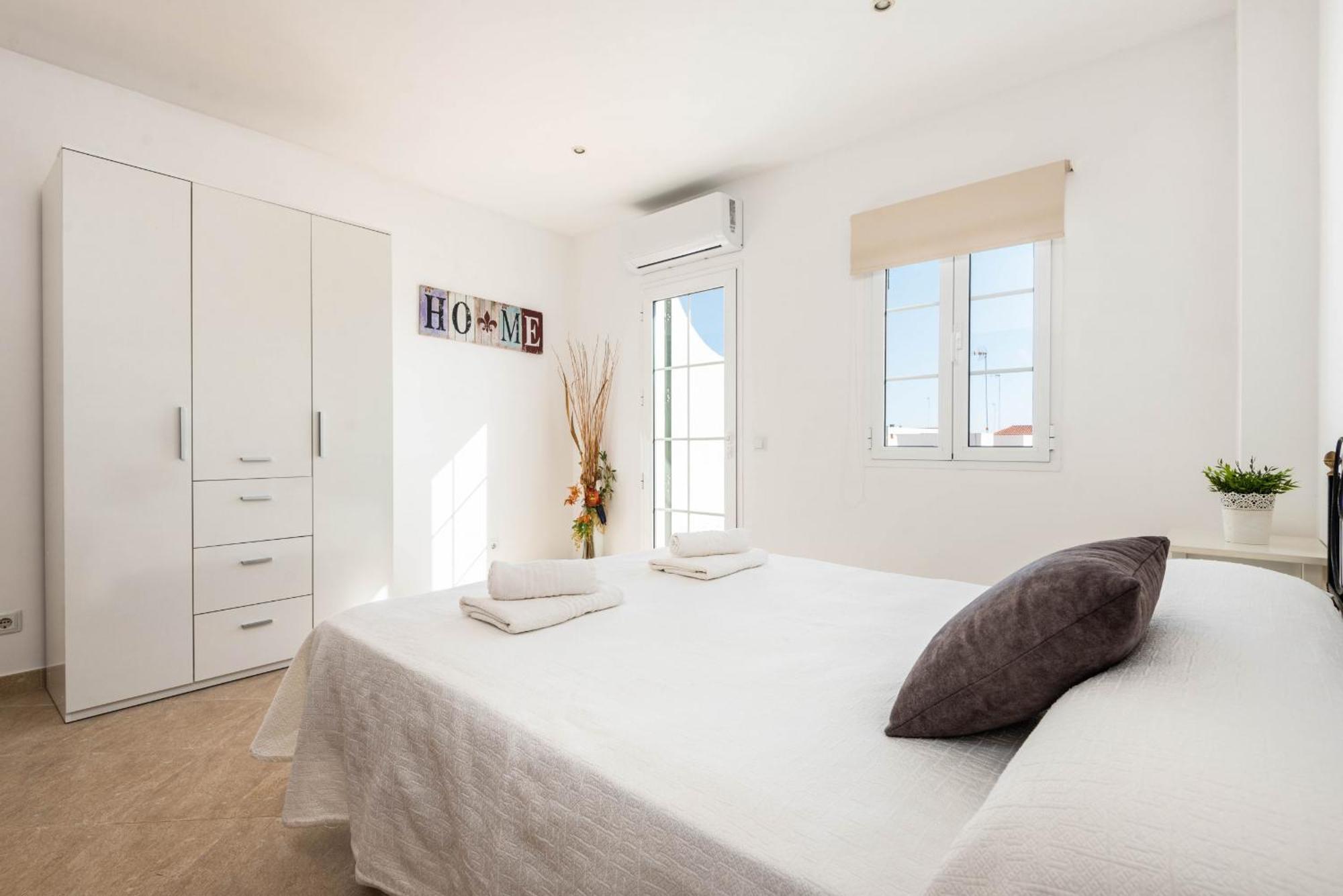 Ca Na Bel 4 Bedroom House, Ciutadella Сьюдадела Экстерьер фото
